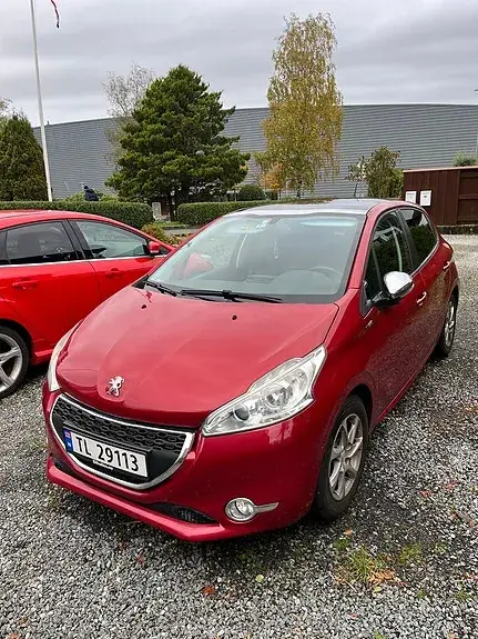 Peugeot 208