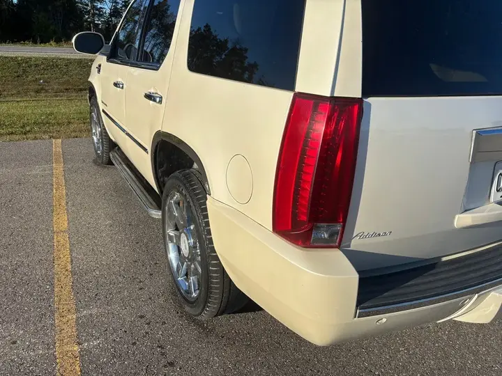 Cadillac Escalade 2008 photo 5