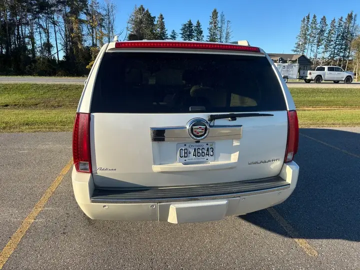 Cadillac Escalade 2008 photo 4