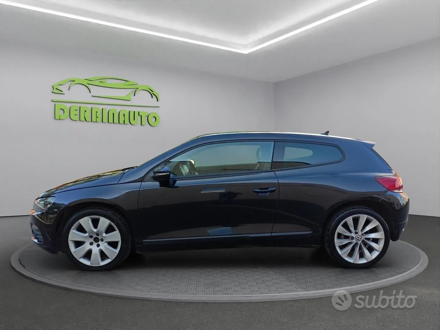 Volkswagen Scirocco 2009 photo 2