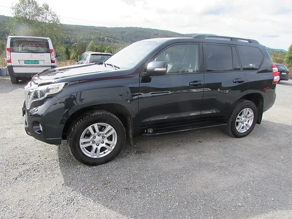Toyota Land Cruiser 2014 photo 2