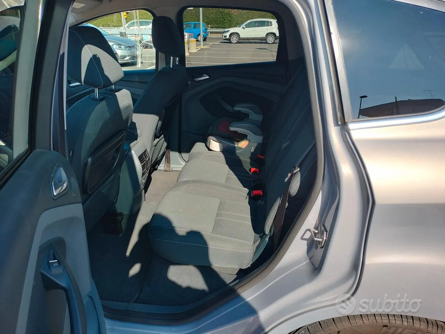 Ford C-Max 2011 photo 3
