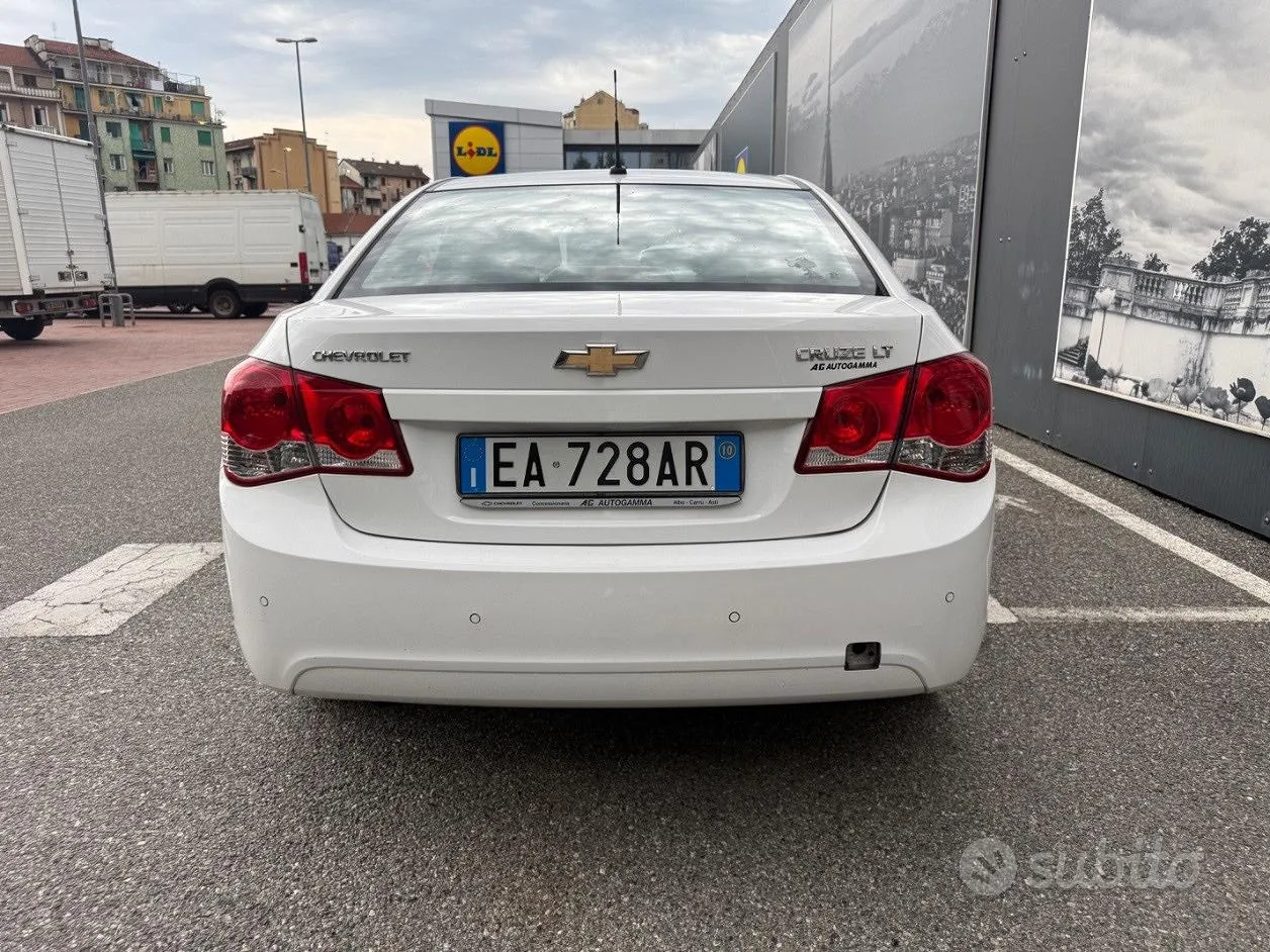 Chevrolet Cruze 2010 photo 5