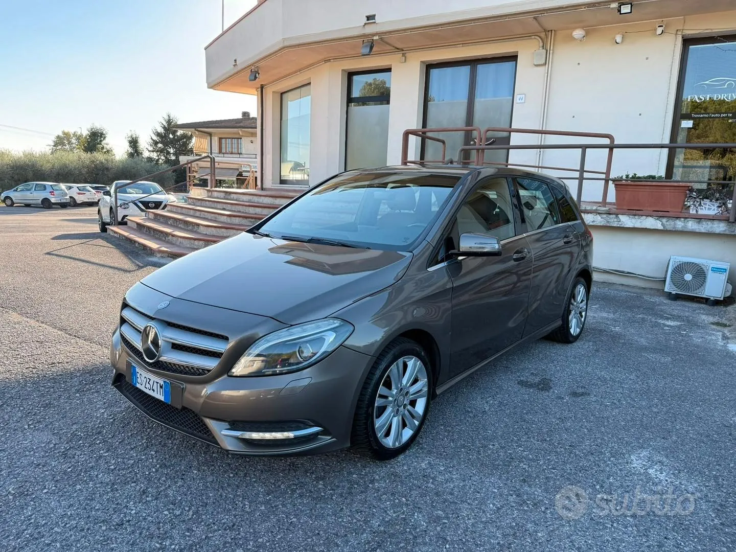 Mercedes-Benz B 180 Cdi Premium 2013 photo 3