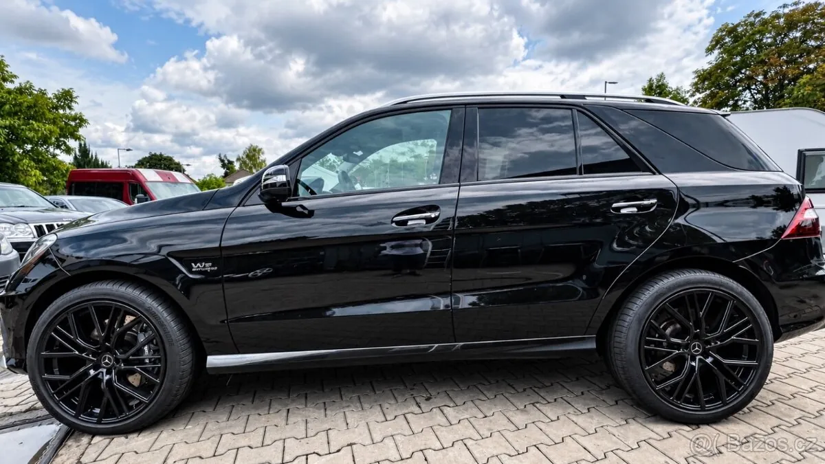 Mercedes-Benz Ml 63 Amg 2013 photo 3