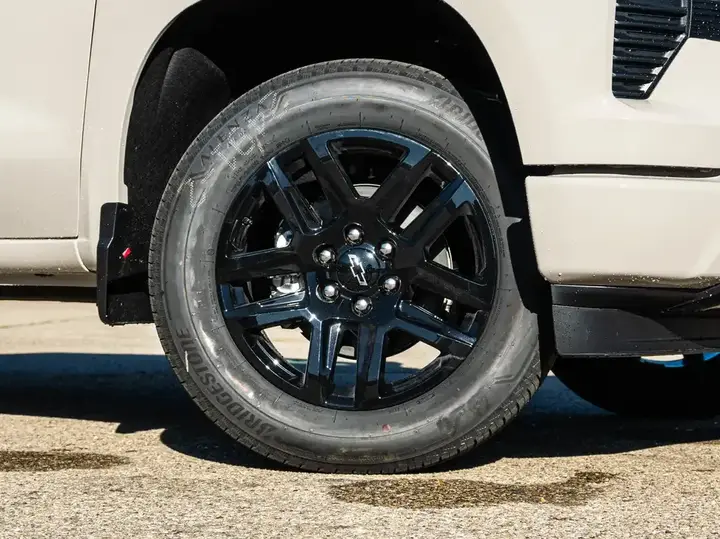 Chevrolet Silverado 1500 2026 photo 5