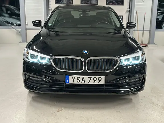 BMW 530E 2019 photo 2