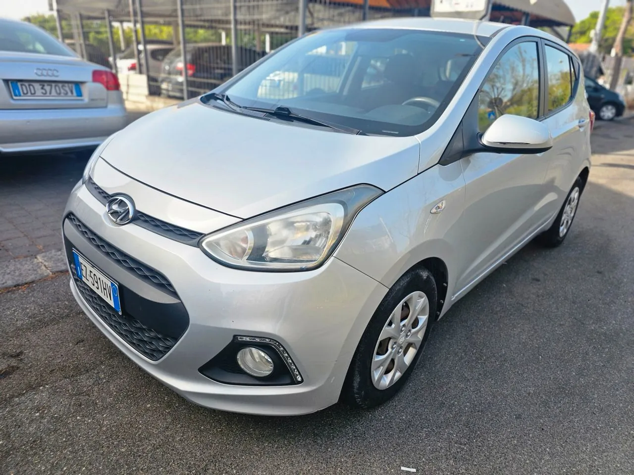 Hyundai I10 2015 photo 2