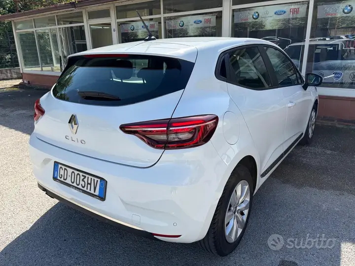 Renault Clio 2020 photo 3