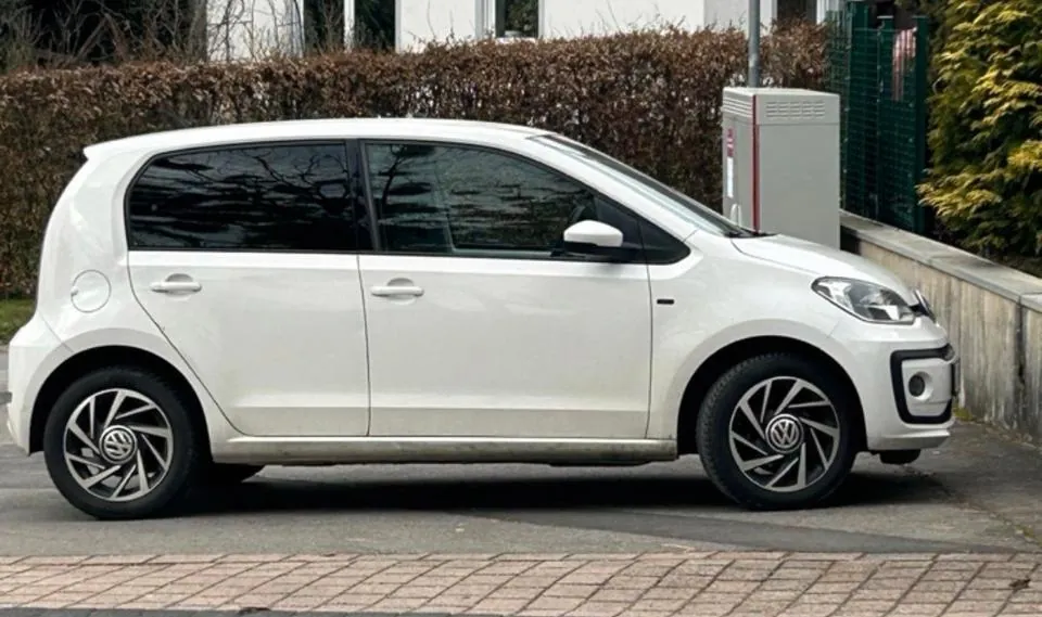 Volkswagen Up