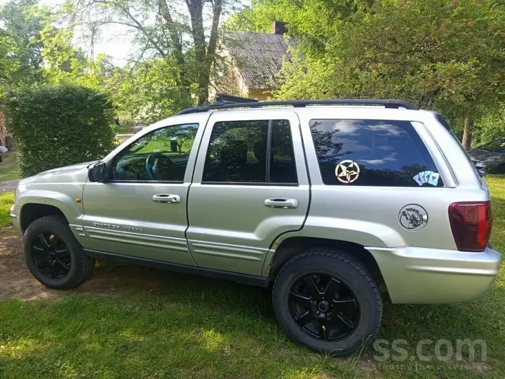 Jeep Grand Cherokee 2003 photo 3