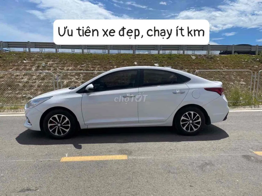 Hyundai Accent 2020 photo 2