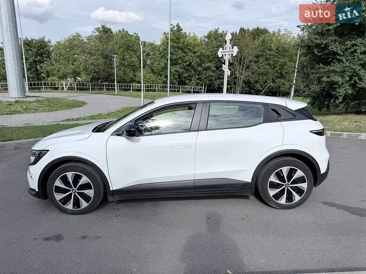 Renault Megane 2022 photo 3