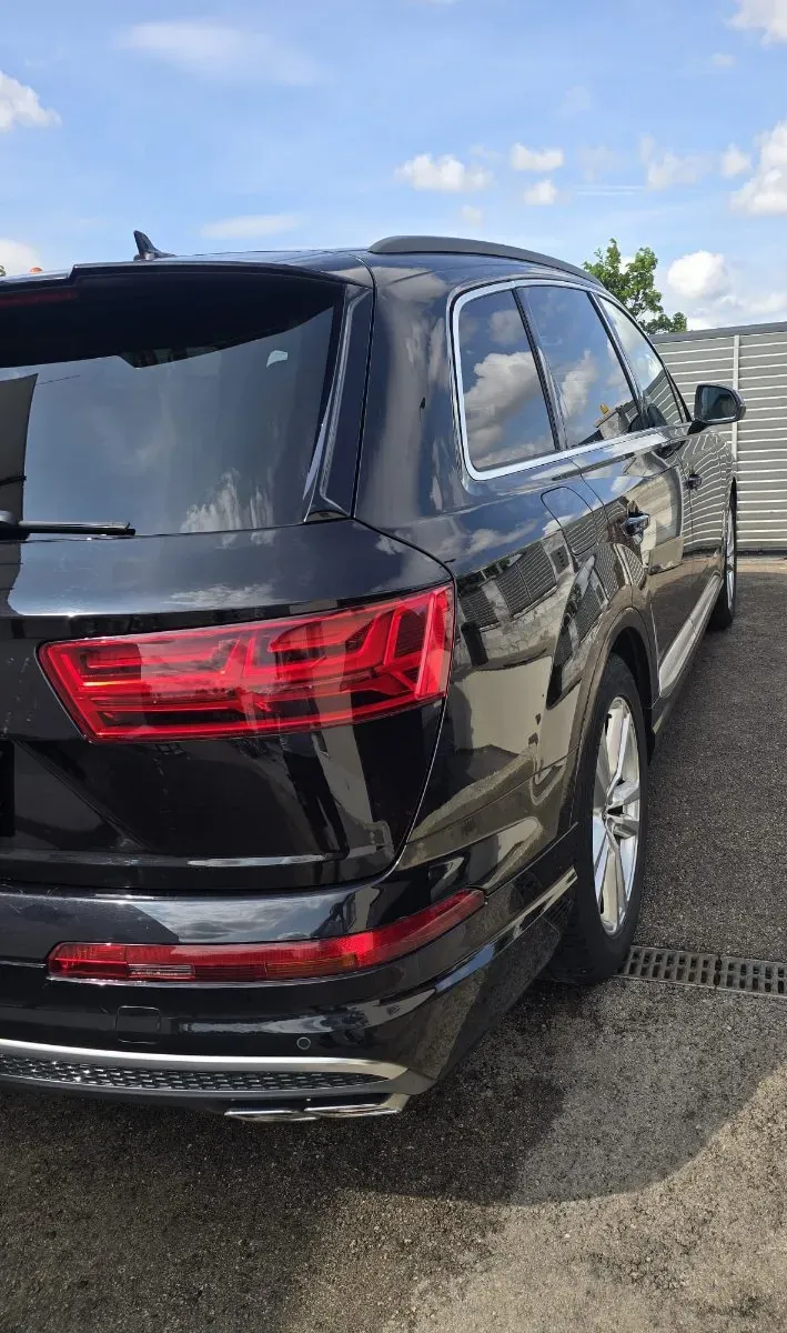 Audi Q7 2018 photo 3