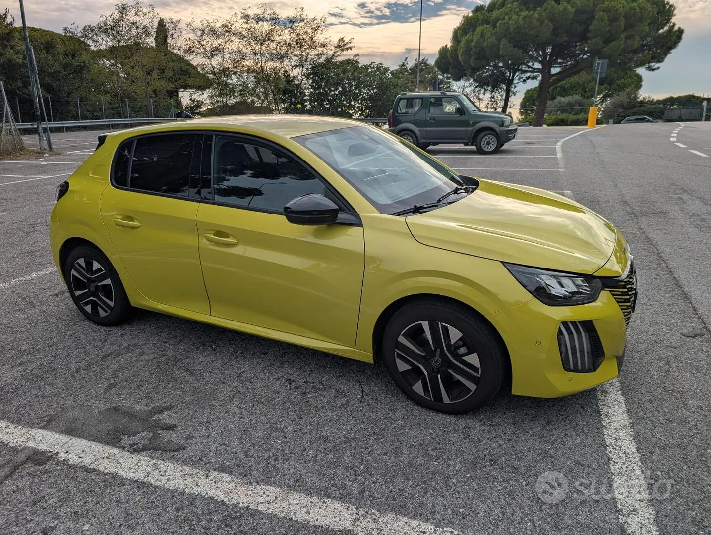 Peugeot 208 2024 photo 3