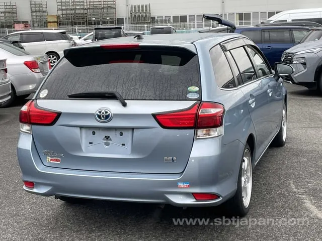 Toyota Corolla Fielder 2015 photo 4