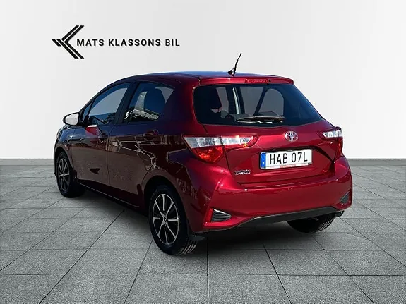 Toyota Yaris 2019 photo 2