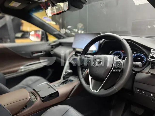 Toyota Harrier 2025 photo 3
