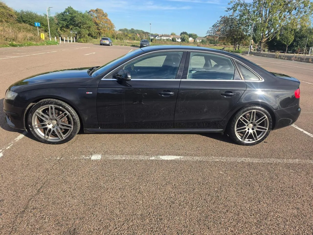 Audi A4 2010 photo 4