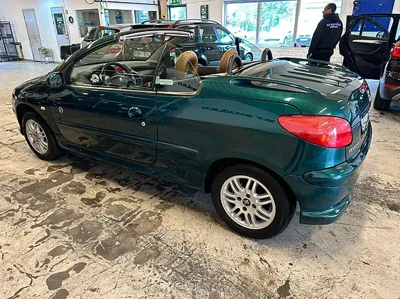 Peugeot 206 Cc 2003 photo 2