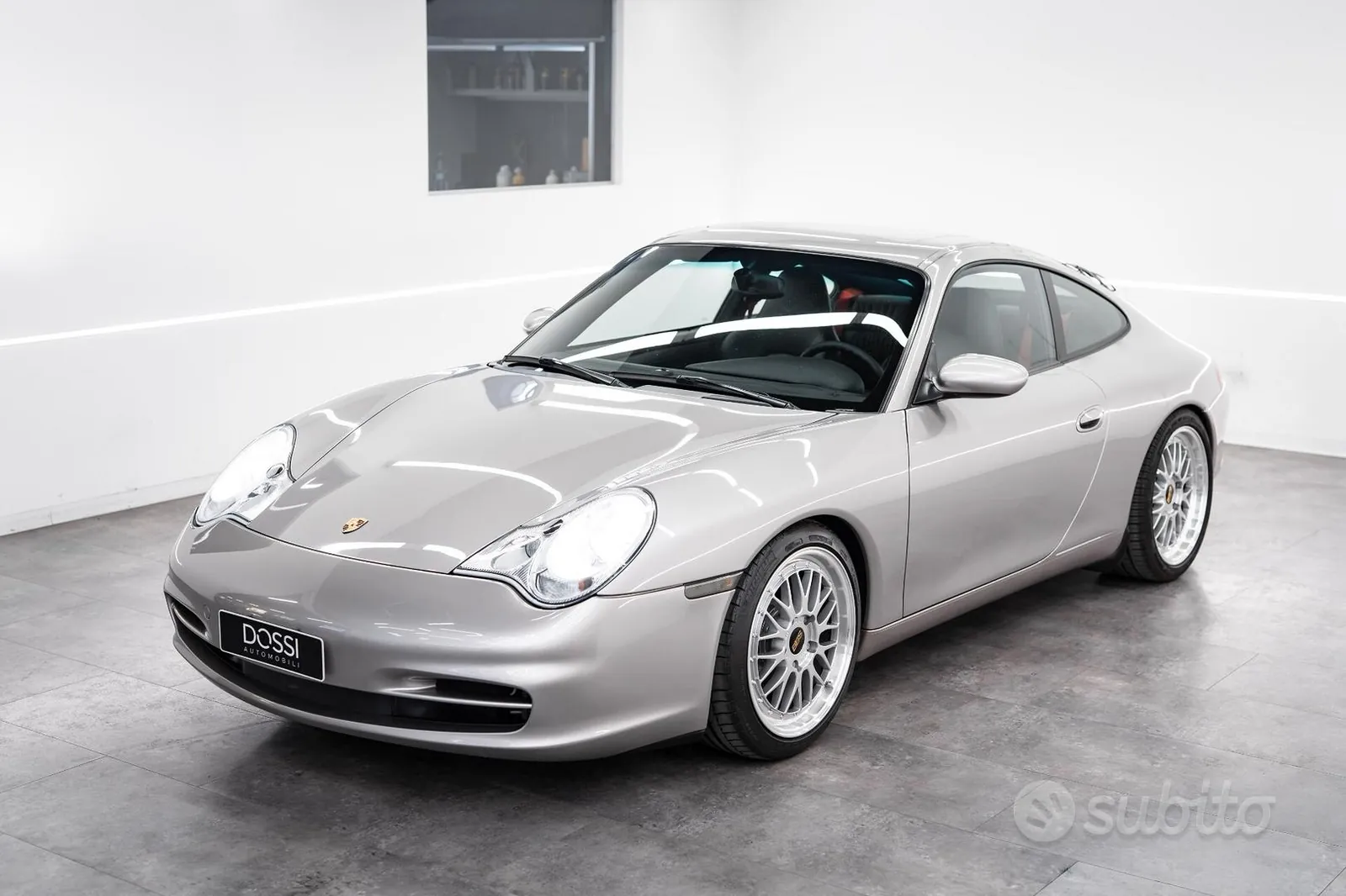 Porsche 911 Carrera