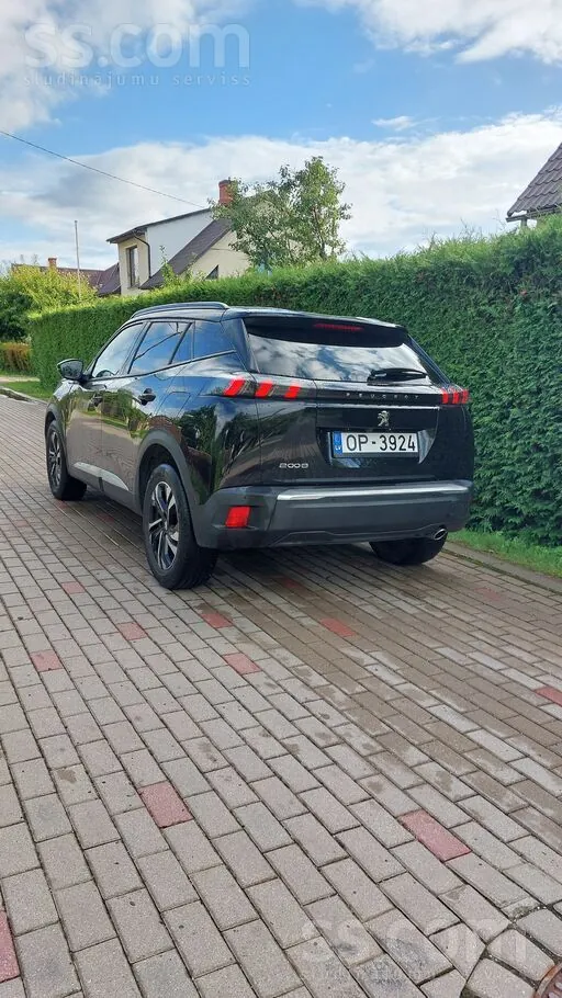 Peugeot 2008 2021 photo 4