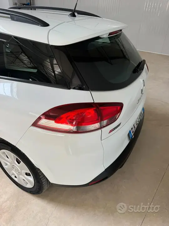 Renault Clio 2014 photo 5