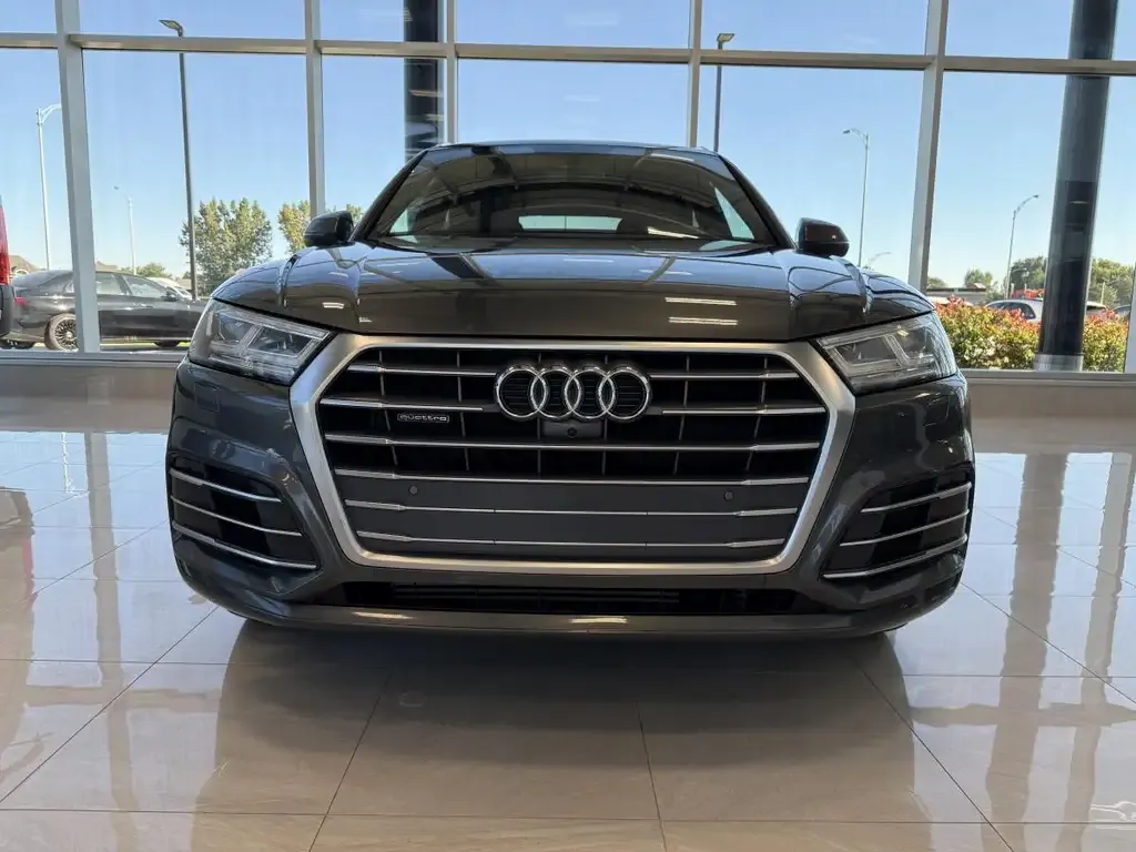 Audi Q5 2018 photo 2