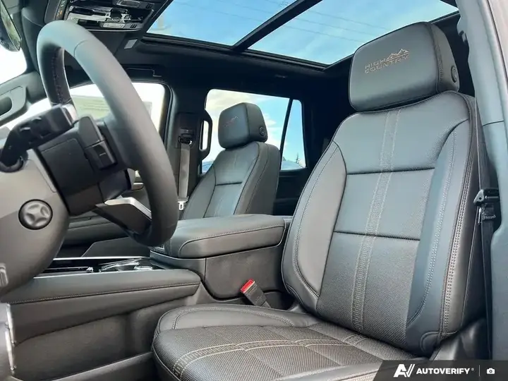 Chevrolet Tahoe 2027 photo 2