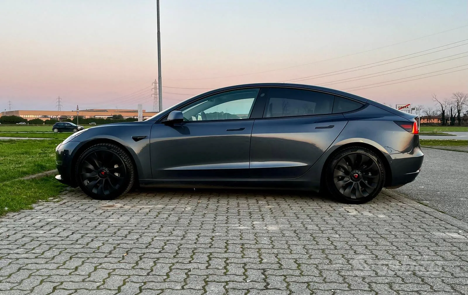 Tesla Model 3 2021 photo 4