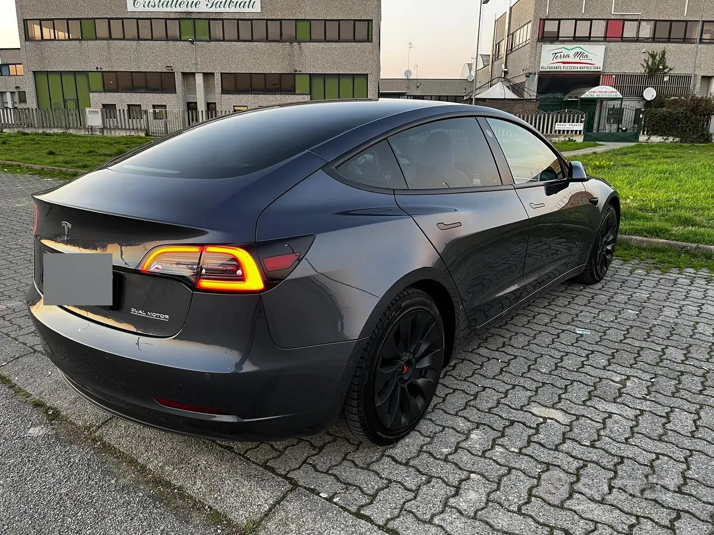Tesla Model 3 2021 photo 3