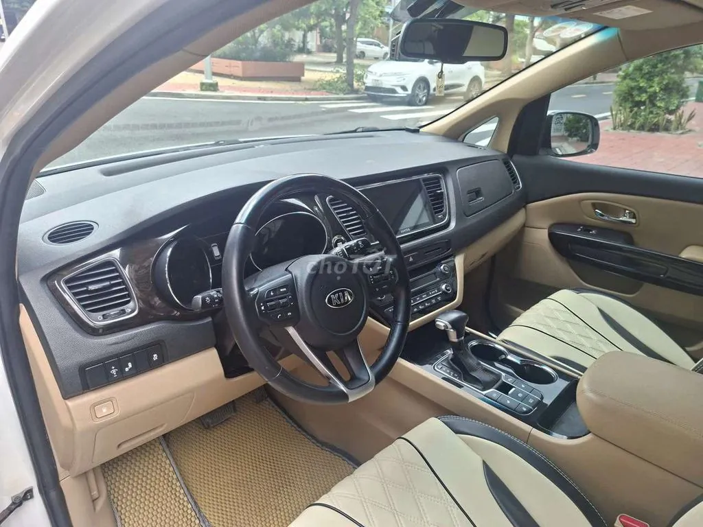 Kia Sedona 2019 photo 5