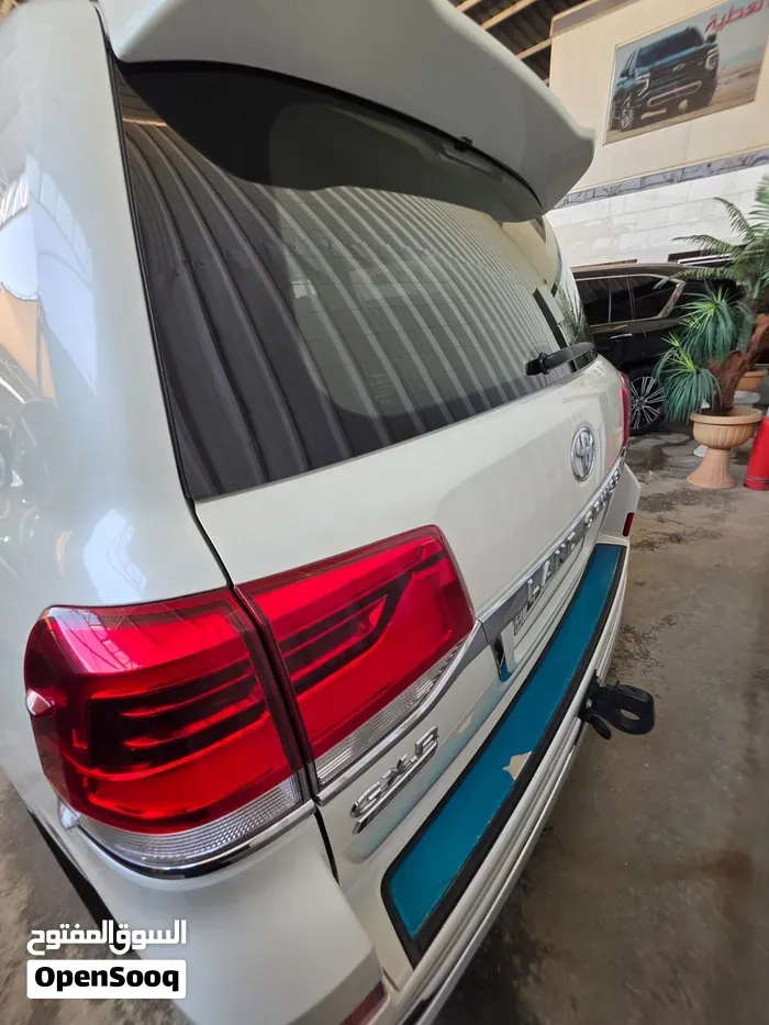 Toyota Land Cruiser 2019 photo 3