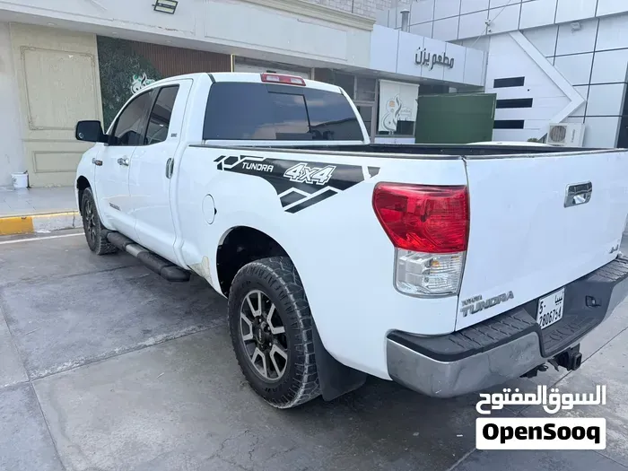 Toyota Tundra 2010 photo 3