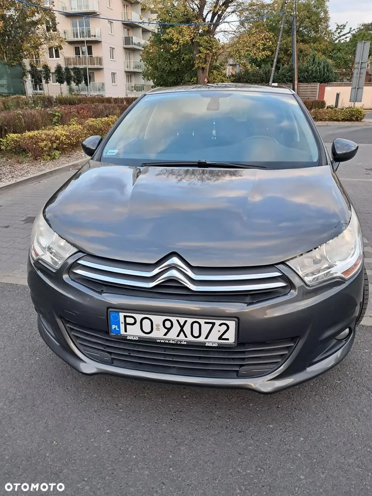 Citroen C4 2010 photo 2