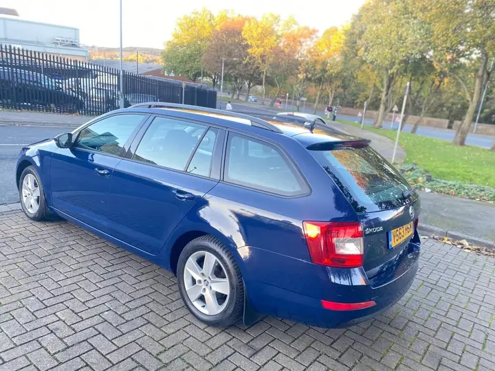 Skoda Octavia 2014 photo 5