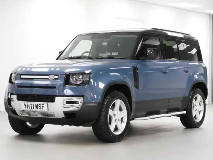 Land Rover Defender 110