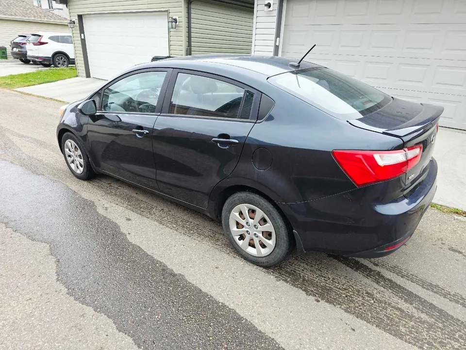 Kia Rio 2013 photo 5