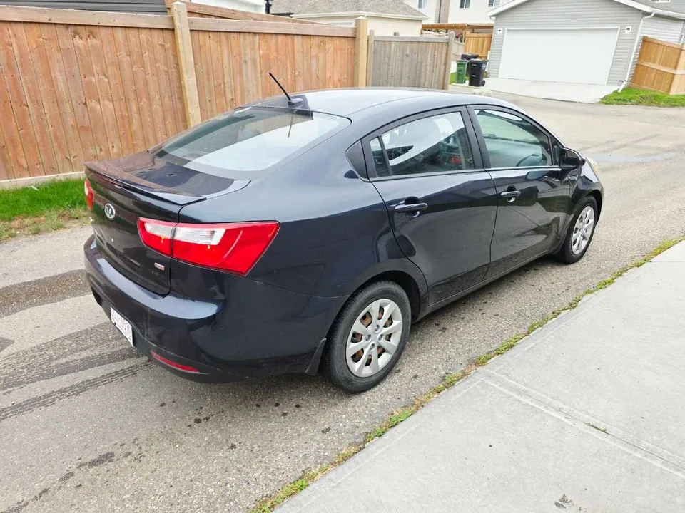 Kia Rio 2013 photo 4