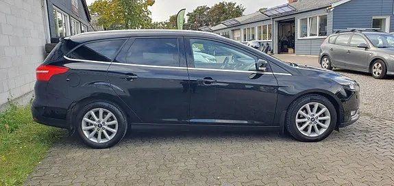 Ford Focus 2017 photo 4