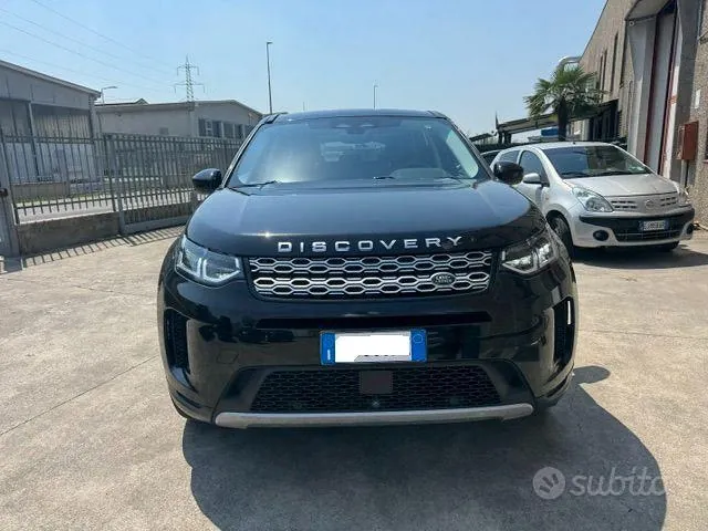 Land Rover Discovery Sport 2022 photo 2