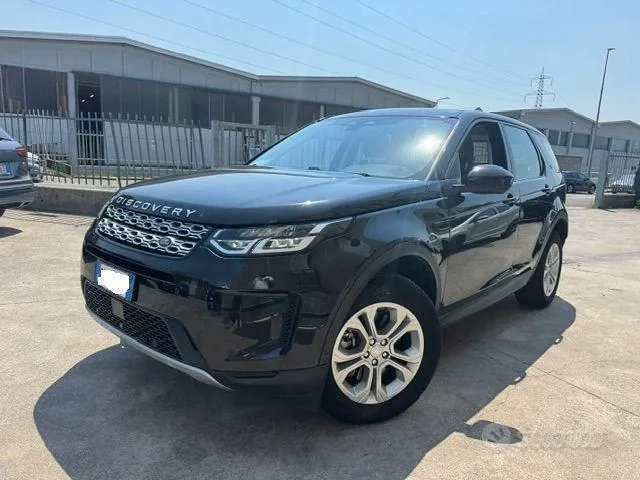 Land Rover Discovery Sport 2022 photo 3