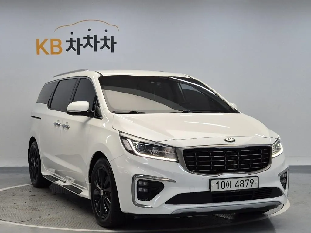 Kia Carnival 2019 photo 4