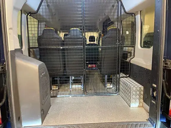 Ford Transit 2023 photo 5