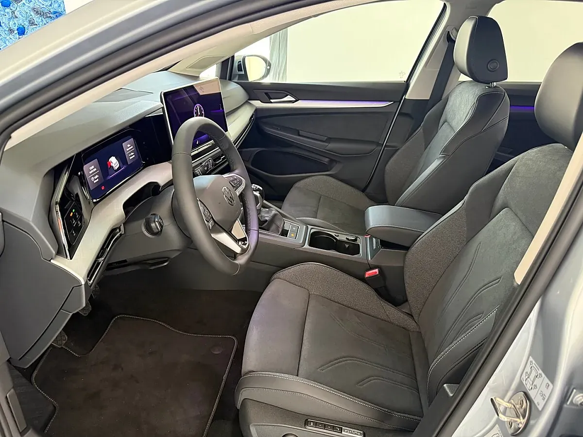Volkswagen Golf 2026 photo 3