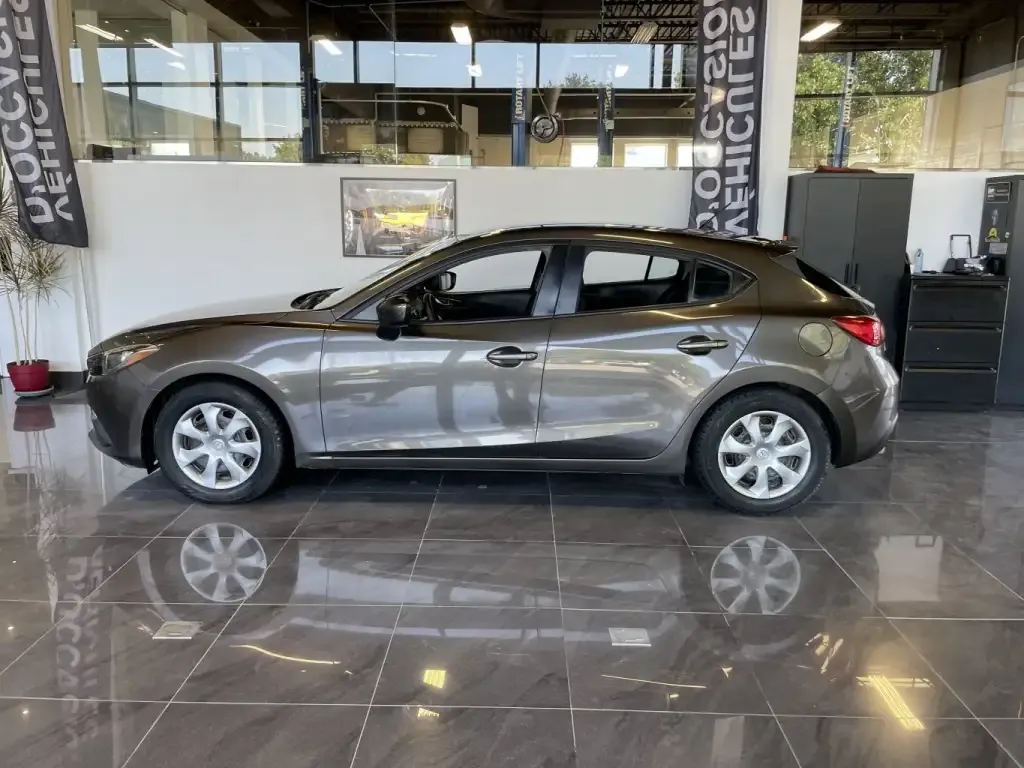 Mazda 3 2015 photo 4