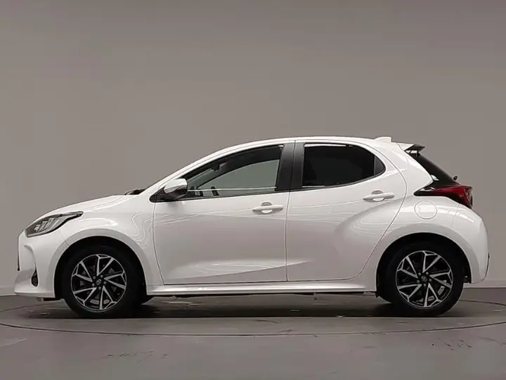 Toyota Yaris 2022 photo 4