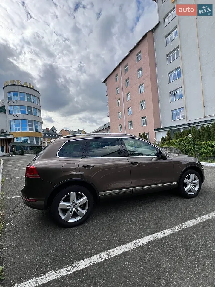 Volkswagen Touareg 2011 photo 3