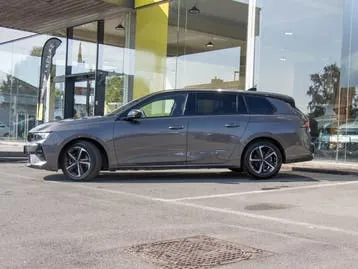 Opel Astra 2025 photo 2