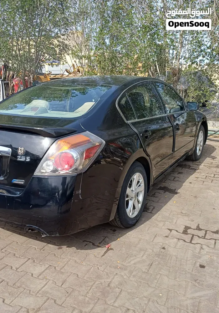 Nissan Altima 2011 photo 4